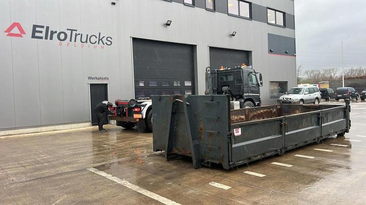 HOOK CONTAINER HAAKCONTAINER (6.30 x 2.50 x 0.75 / 12M3) EL2, Articles professionnels, Machines & Construction | Abris de chantier & Conteneurs