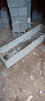 Voederbak in beton, Ophalen