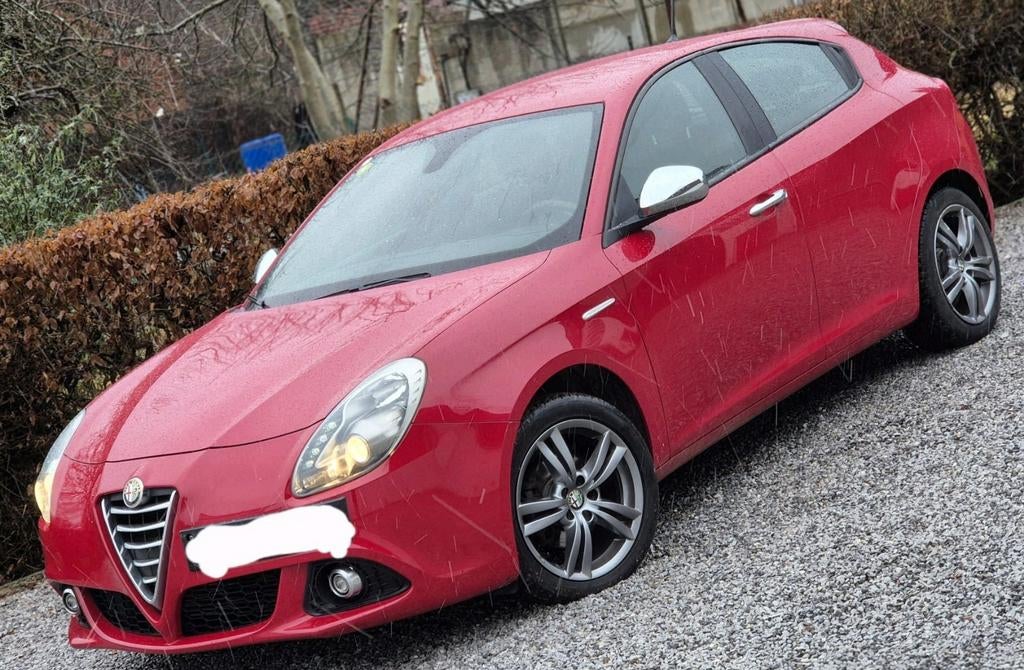 Alfa romeo Giulietta 16jtd 117mkm 2014 1prop clima 9500€, Auto's, Alfa Romeo, Bluetooth, Euro 5, 1600 cc, 5 deurs