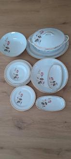 Prachtig 109-delig servies LIMOGE ongebruikt., Antiek en Kunst, Ophalen