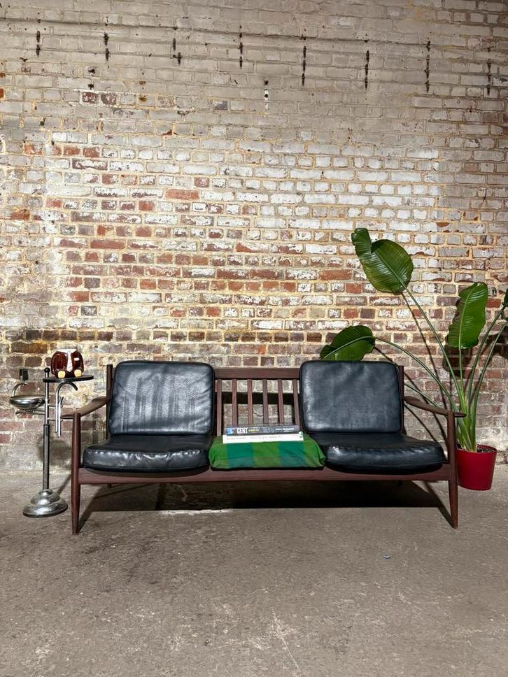 Canapé- banc - siege 2 place scandinave teck massif vintage, Antiquités & Art, Antiquités | Meubles | Chaises & Canapés, Enlèvement