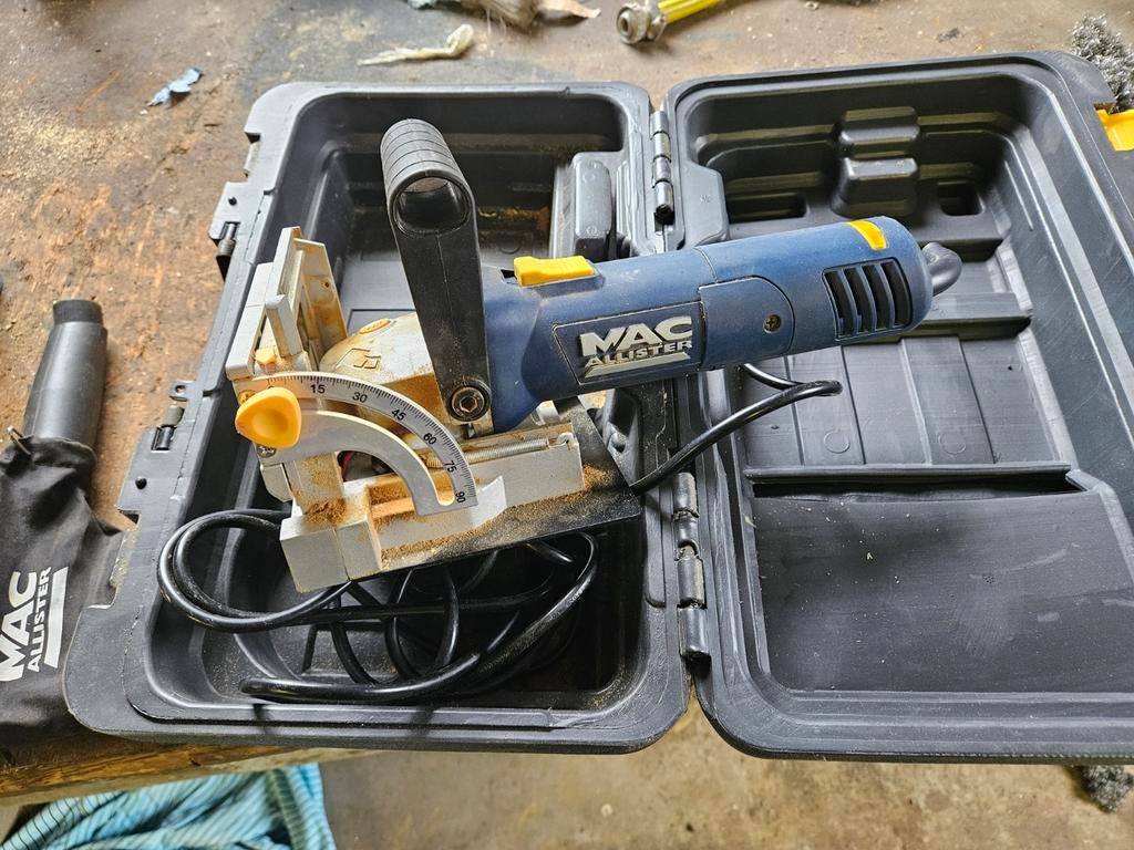 Vlakfrees Mac Allister met afzuiging 20 minuten gebruikt, Bricolage & Construction, Outillage | Fraiseuses, Enlèvement, Neuf, Électrique