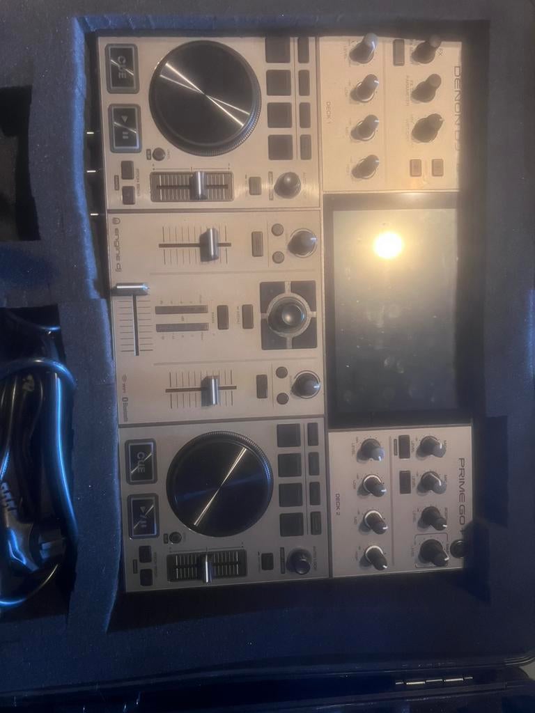 Denon Prime Go  + in koffer touch screen, Ophalen, Zo goed als nieuw, Denon