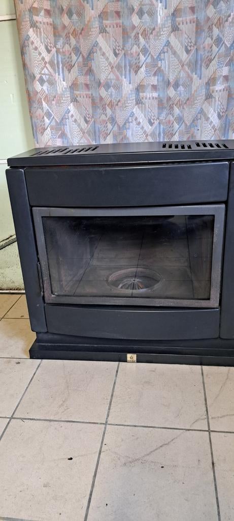 Mazoutkachel Surdiac, Enlèvement