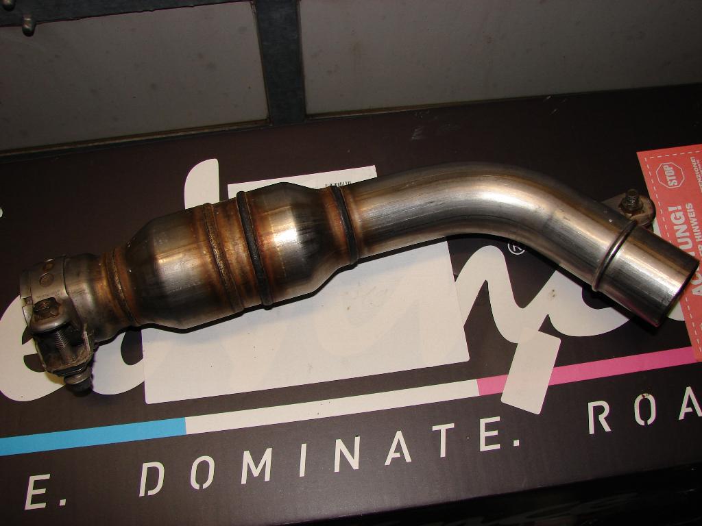 Yamaha FZ6 N/S/S2 2004-2006 catalyseur origine état impec, Motos, Enlèvement, Neuf