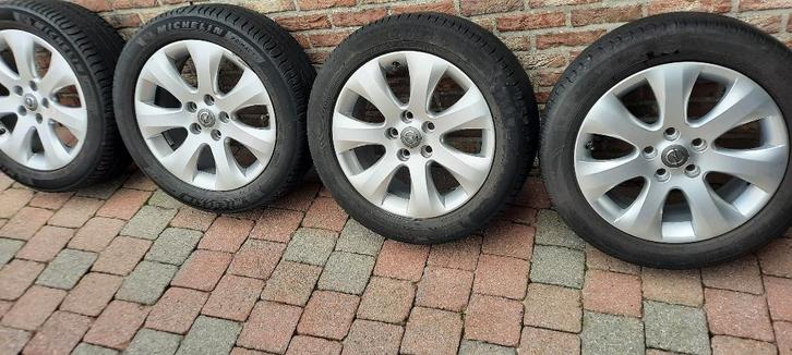 pneus de voiture avec jantes, Autos : Pièces & Accessoires, Pneus & Jantes, Pneus et Jantes, Pneus été, 17 pouces, 225 mm, Véhicule de tourisme