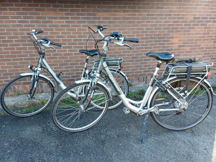 2 Electriese  dames fietsen, Fietsen en Brommers, Elektrische fietsen, Ophalen