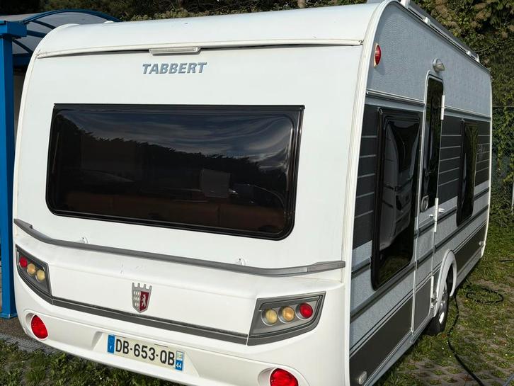 Tabbert bellini 4,80, Caravanes & Camping, Caravanes, Particulier, jusqu'à 2, 1250 - 1500 kg, Autre, Tabbert, 4 à 5 mètres, Douche