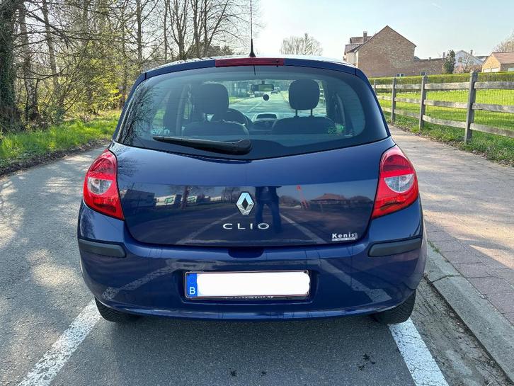 Renault Clio 1.2 Essence 1er main CT OK, Autos, Renault, Particulier, Clio, ABS, Airbags, Isofix, Peinture métallisée, Radio, USB