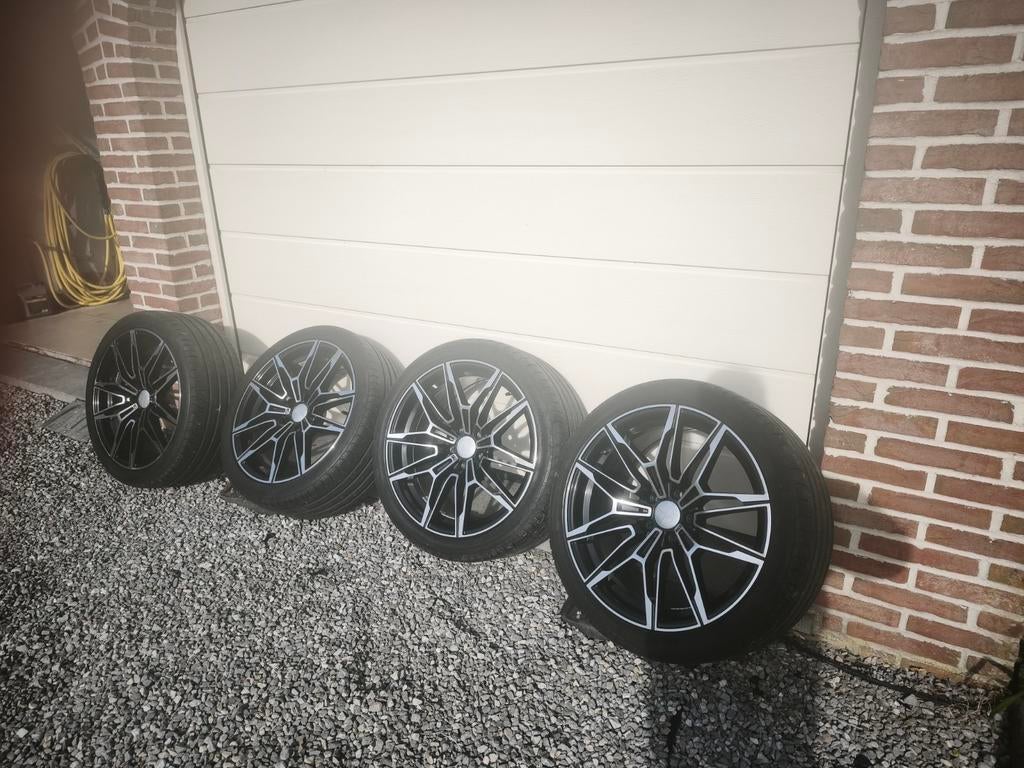 Kit jantes et pneus  pour BMW 5x112. 8,5 et 9,5., Autos : Pièces & Accessoires, Pneus & Jantes, Enlèvement ou Envoi, Pneu(s)