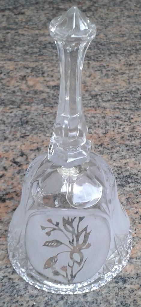 Cloche de table en verre - motif floral gravé, Antiquités & Art, Enlèvement