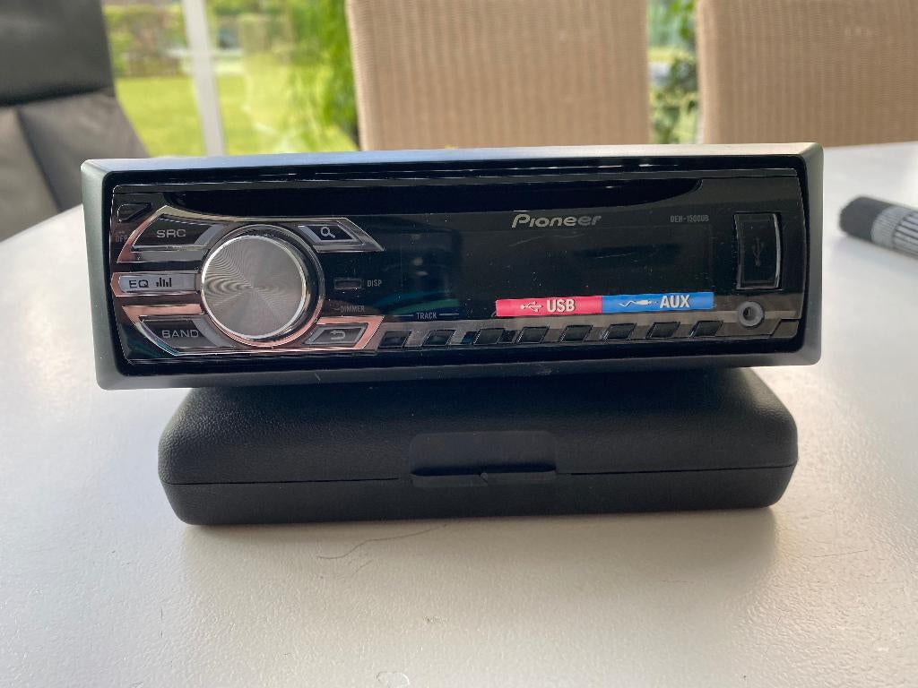 Autoradio CD RDS Pioneer DEH-1500UB in nieuwstaat, Autos : Divers, Autoradios, Enlèvement, Comme neuf