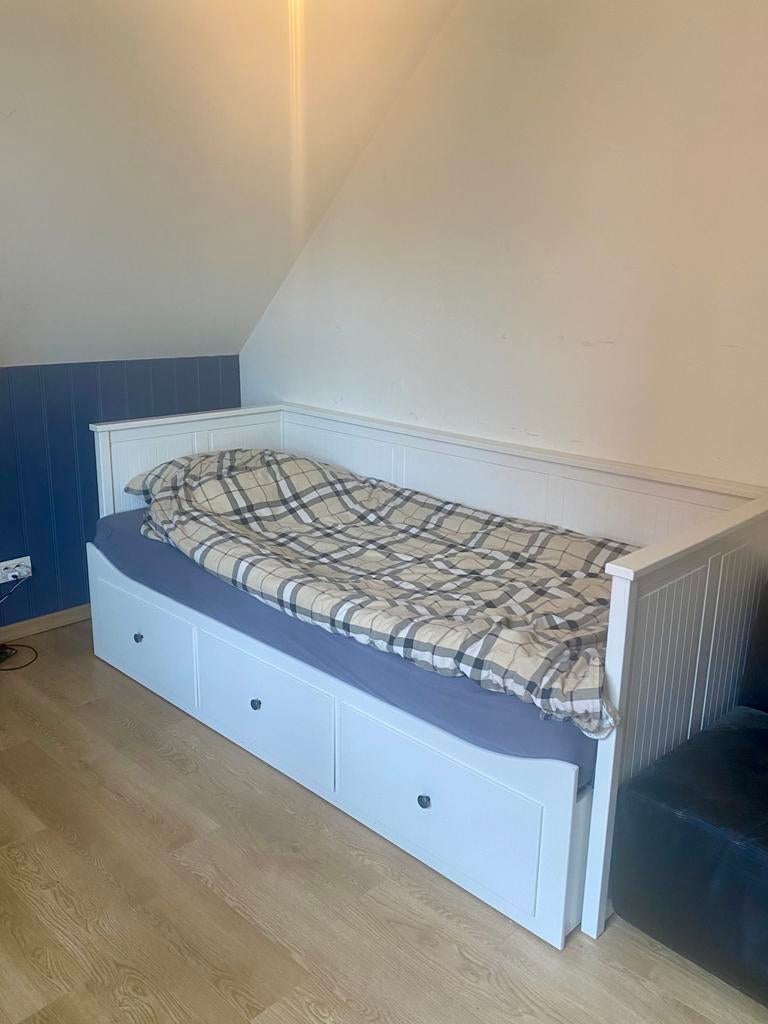 Hemnesbed Ikea 80 x 200, Ophalen, Gelezen, Overige onderwerpen