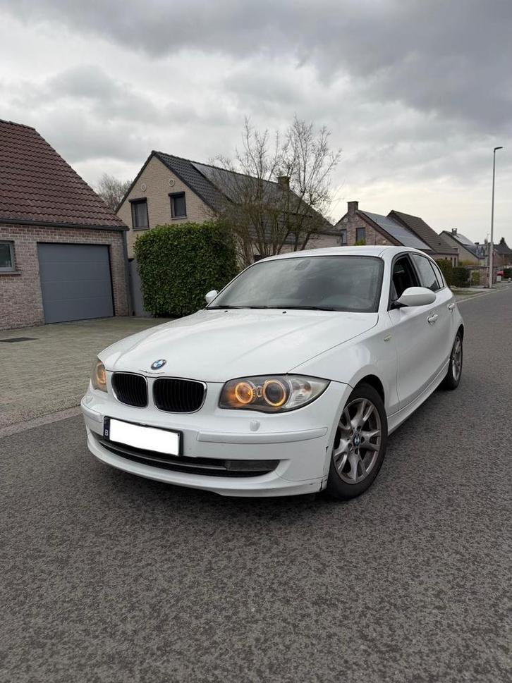 BMW 1-serie, Auto's, BMW, Bedrijf, Te koop, 1 Reeks, Diesel, Euro 5, Handgeschakeld, Wit, Ophalen