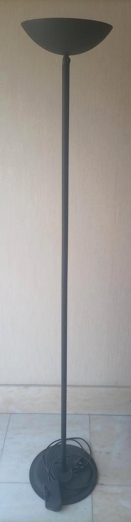 Staande lamp  beschikbaar voor biedingen