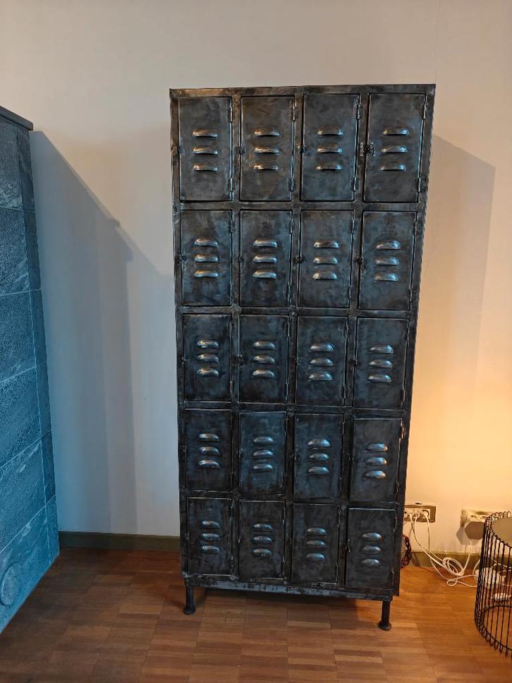 Vintage lockerkast - ideaal als drankenkast, Huis en Inrichting, Kasten | Overige, Gebruikt, Ophalen
