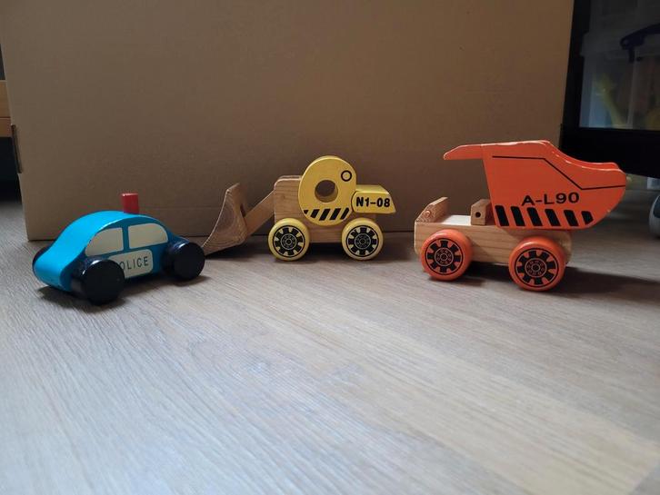 Houten politiewagen, kiepwagen en graafmachine, Kinderen en Baby's, Speelgoed | Houten speelgoed, Gebruikt, Ophalen of Verzenden