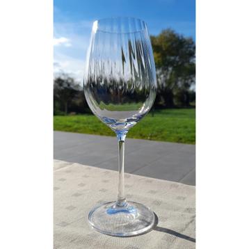 VERRES A VIN 35CL (13 € le lot de 4 verres) beschikbaar voor biedingen