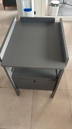 Grijze ververstafel van pericles, Kinderen en Baby's, Gebruikt, Aankleedkussen, Standaard, Ophalen