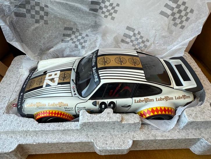 PORSCHE 934 RSR LUBRIFILM #82 LEMANS 1979 1/18 EXOTO DIRTY, Hobby en Vrije tijd, Modelauto's | 1:18, Nieuw, Auto, Autoart, Verzenden