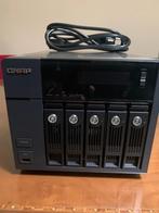 Qnap TS-569 Pro NAS-server met 5 sleuven, Computers en Software, Verzenden, Zo goed als nieuw