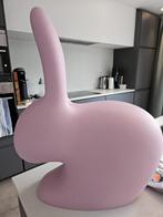 Qeeboo Rabbit Chair Baby Pink, Kinderen en Baby's, Kinderstoelen, Ophalen, Zo goed als nieuw