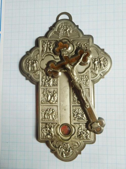 Ancien Chemin de Croix Crucifix  + Relique, Antiquités & Art, Antiquités | Objets religieux, Enlèvement ou Envoi