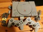 PlayStation 1 2 controllers 1 geheugenkaart 1 spel 1 Samsung, Games en Spelcomputers, Ophalen, Zo goed als nieuw, Met 2 controllers