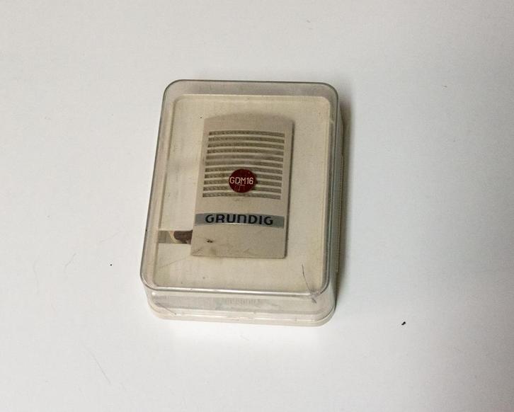 Vintage microfoon Grundig GDM 16, Muziek en Instrumenten, Microfoons, Zo goed als nieuw, Ophalen of Verzenden
