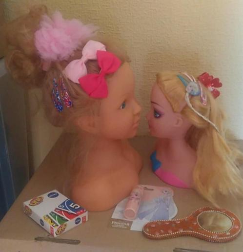 poppen hoofden met accessoires met gratis UNO spel, Kinderen en Baby's, Speelgoed | Poppen, Ophalen of Verzenden