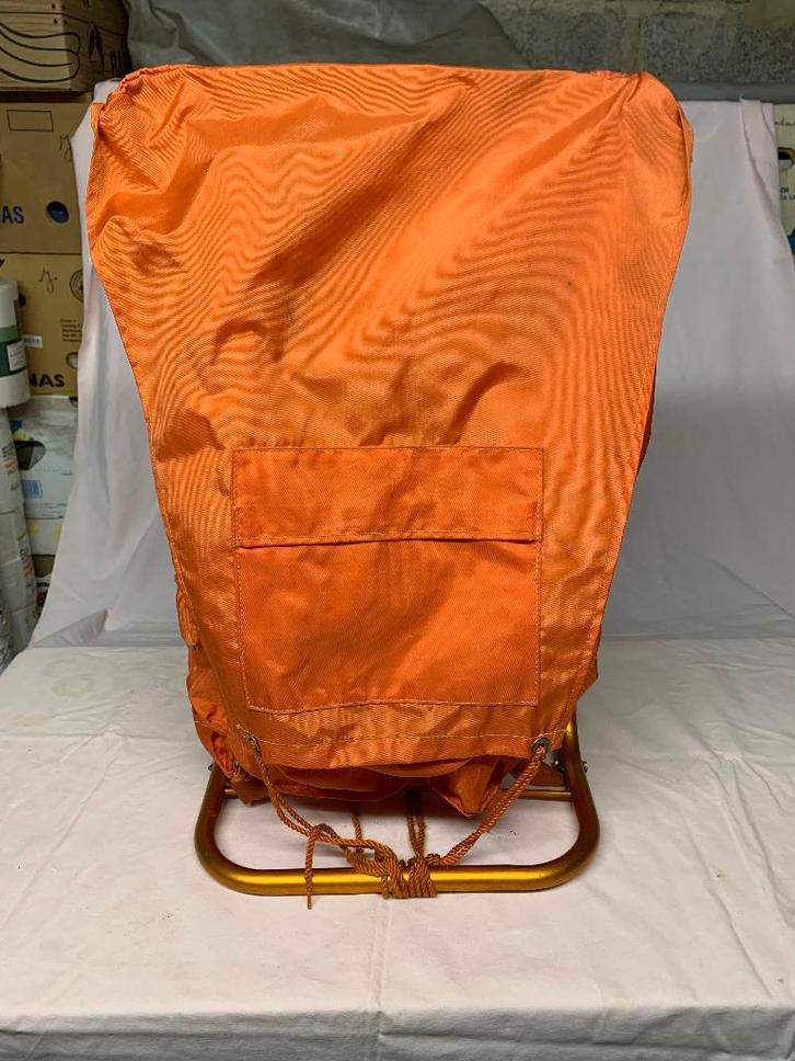 Kampeer rugzak, Bijoux, Sacs & Beauté, Sacs | Sacs de voyage & Petits Sacs de voyage, Orange, Enlèvement ou Envoi