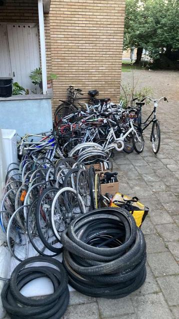 Ruilen! Groot lot fietsen en onderdelen 32 frames en wielset beschikbaar voor biedingen