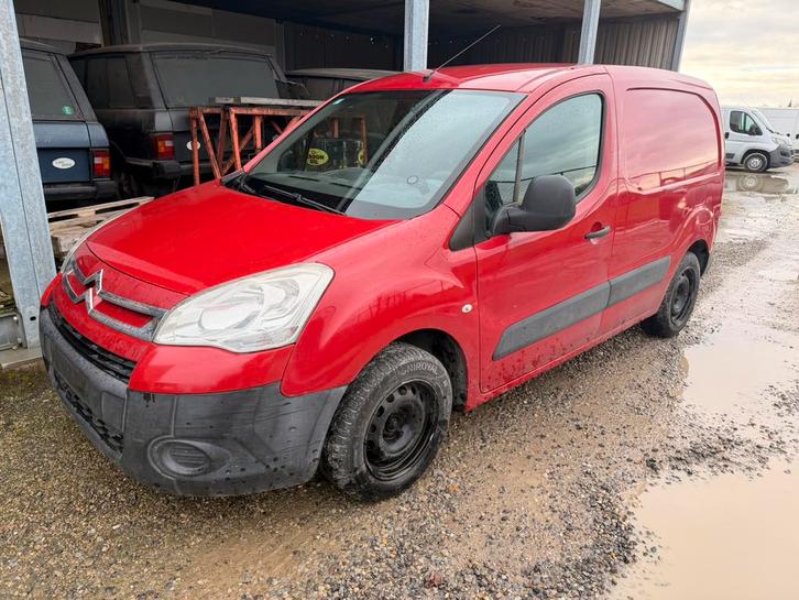 Citroën Berlingo 1.6HDI embrayage a changer euro 5, Autos, Camionnettes & Utilitaires, Entreprise, Achat, Ordinateur de bord, Diesel