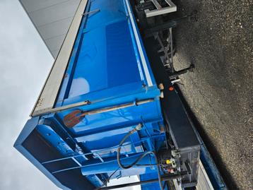 Kiepbak trailer met kleppen voor open en dicht
Bouwjaar 2008 beschikbaar voor biedingen