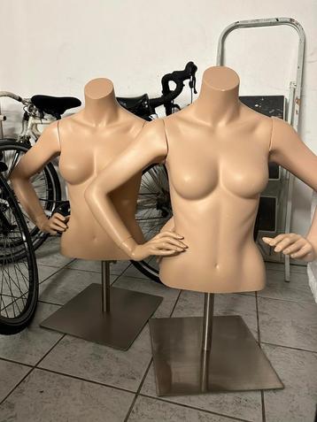 Mannequin - pop beschikbaar voor biedingen