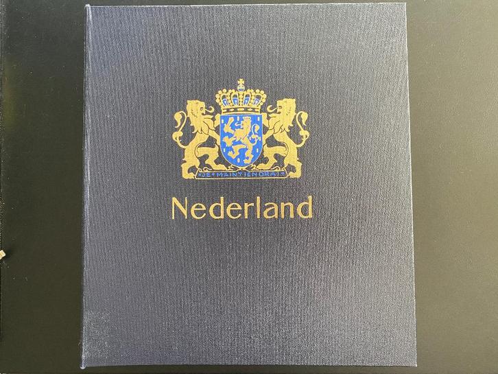 Album de timbres néerlandais à Davo, Timbres & Monnaies, Timbres | Albums complets & Collections, Enlèvement ou Envoi