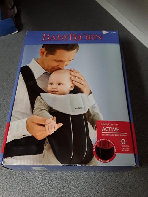Baby Bjorn draagzak 3 tot 12 kg zwart/rood, Kinderen en Baby's, Babydragers en Draagdoeken, Zo goed als nieuw, Draagzak, Ophalen