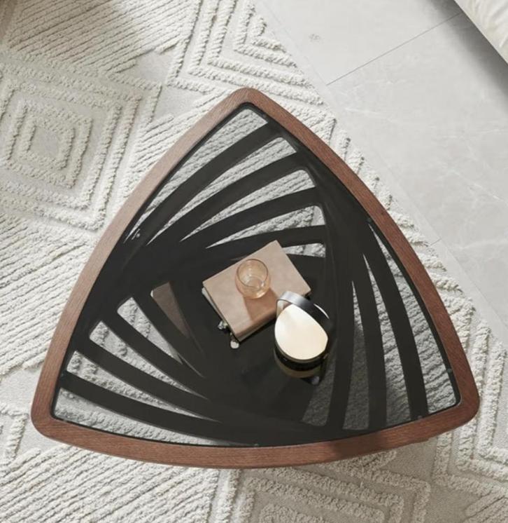 Creatieve salontafel, Antiek en Kunst, Antiek | Meubels | Tafels, Ophalen of Verzenden