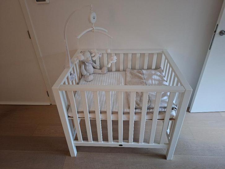 Park TWF + matras + 2 hoeslakens, Kinderen en Baby's, Babyparken, Zo goed als nieuw, Rechthoekig, In hoogte verstelbaar, Boxkleed