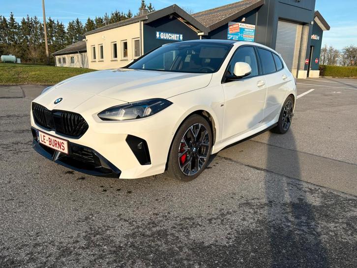 BMW 120I M-Sport hybrid 170 cv Full options, Auto's, BMW, Particulier, 1 Reeks, 360° camera, ABS, Achteruitrijcamera, Adaptieve lichten