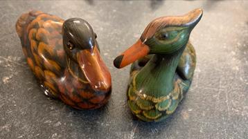 CERAMIC COLLECTION ALMOST DUCKS & OTHER ANIMALS 38 ITEMS   disponible aux enchères