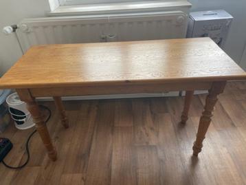 Massief eikenhouten tafel in Louis Philippe-stijl beschikbaar voor biedingen