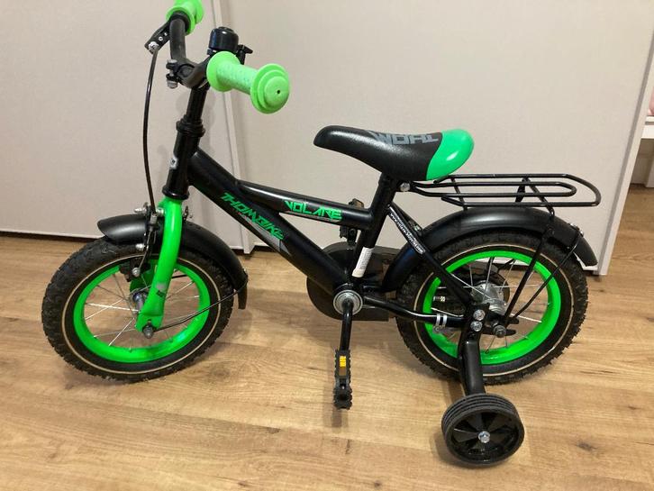 Als nieuw! Jongensfiets met zijwieltjes, Fietsen en Brommers, Fietsen | Kinderfietsjes, Zo goed als nieuw, Minder dan 16 inch