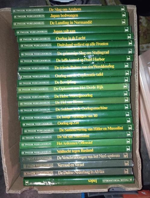 25 reeks boeken de tweede wereldoorlog, Boeken, Oorlog en Militair, Zo goed als nieuw, Tweede Wereldoorlog, Ophalen