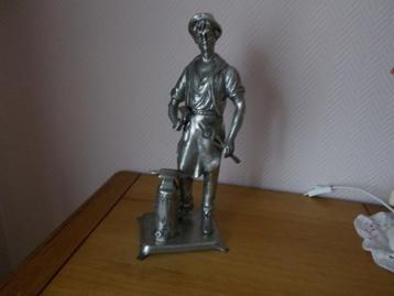 Figurine de forgeron en étain 94 %. beschikbaar voor biedingen
