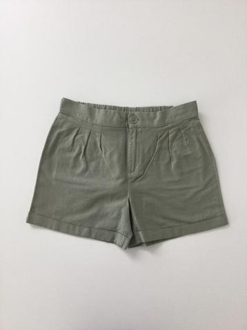 Groene short Guess 10 jaar 