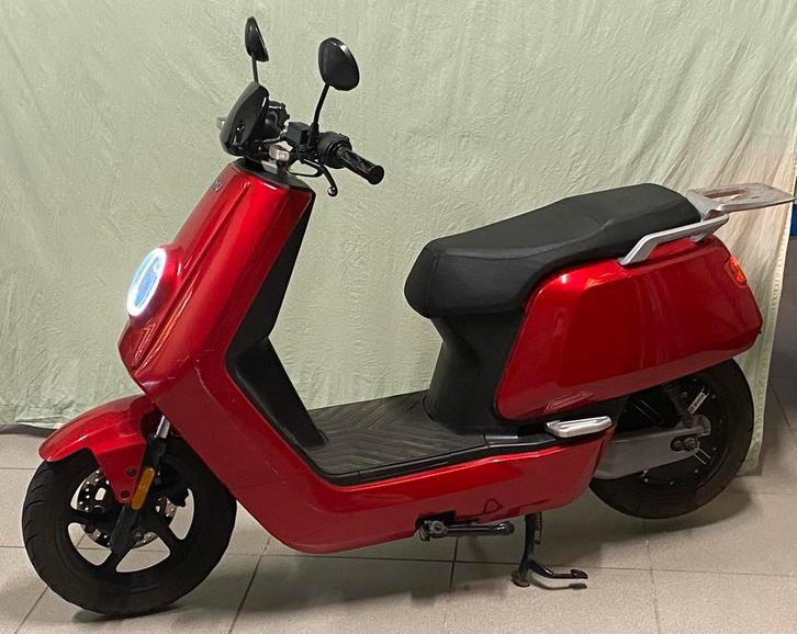 NIU N1S 2018 klasse A, Fietsen en Brommers, Scooters | Overige merken, Gebruikt, Klasse A (25 km/u), Elektrisch, Ophalen