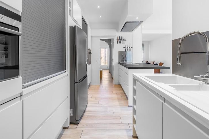 COMPLETE KEUKEN /CUISINE COMPLÈTE, Huis en Inrichting, Keuken | Complete keukens, Zo goed als nieuw, Dubbelwandige keuken, Wit