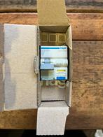 Hager ADA 820E 20A 30mA, Bricolage & Construction, Électricité & Câbles, Enlèvement ou Envoi