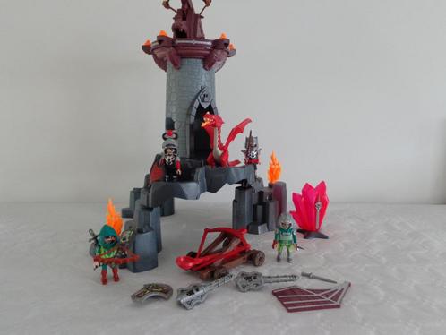 Playmobil chevaliers/Knights 5089 - Forteresse dragon rouge, Kinderen en Baby's, Speelgoed | Playmobil, Zo goed als nieuw, Complete set